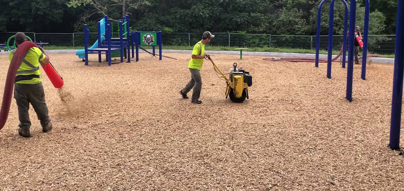 Close up of Fibertop wood chips